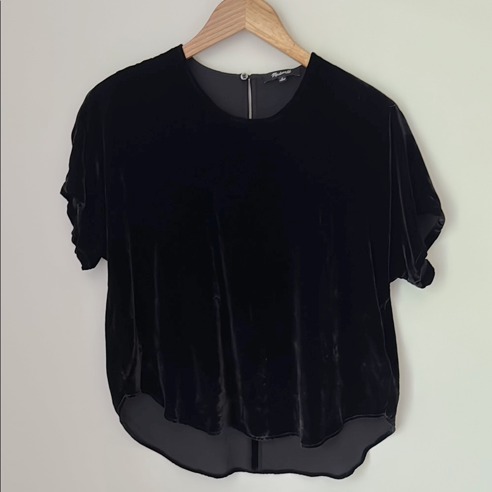 🟢 5/$25 Madewell | Velvet Tulip Hem Short Sleeve Top in Black | Size S
